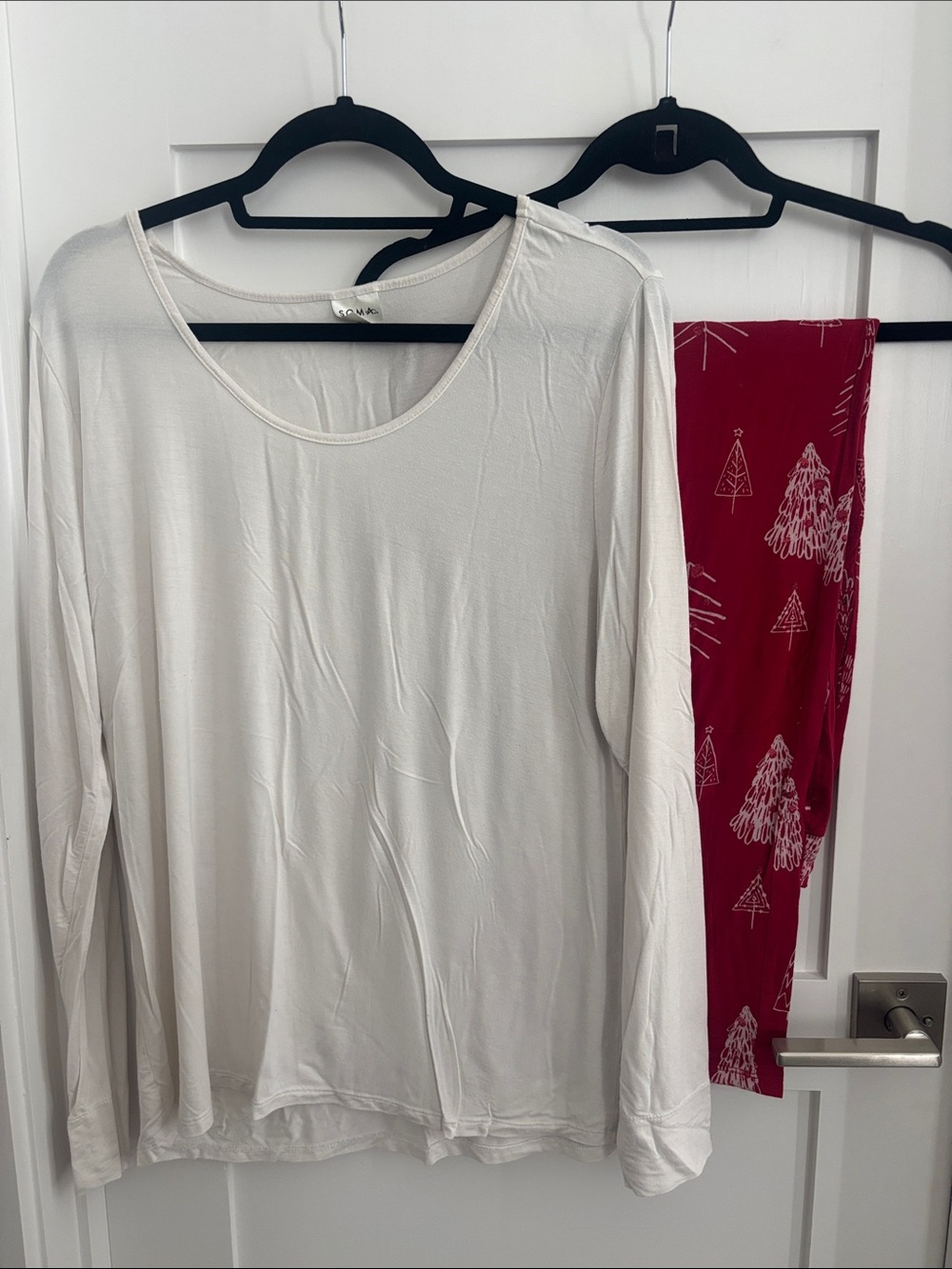 Size L Soma Long Sleeve Pajama Set